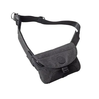 Alpaka Air Sling Bag