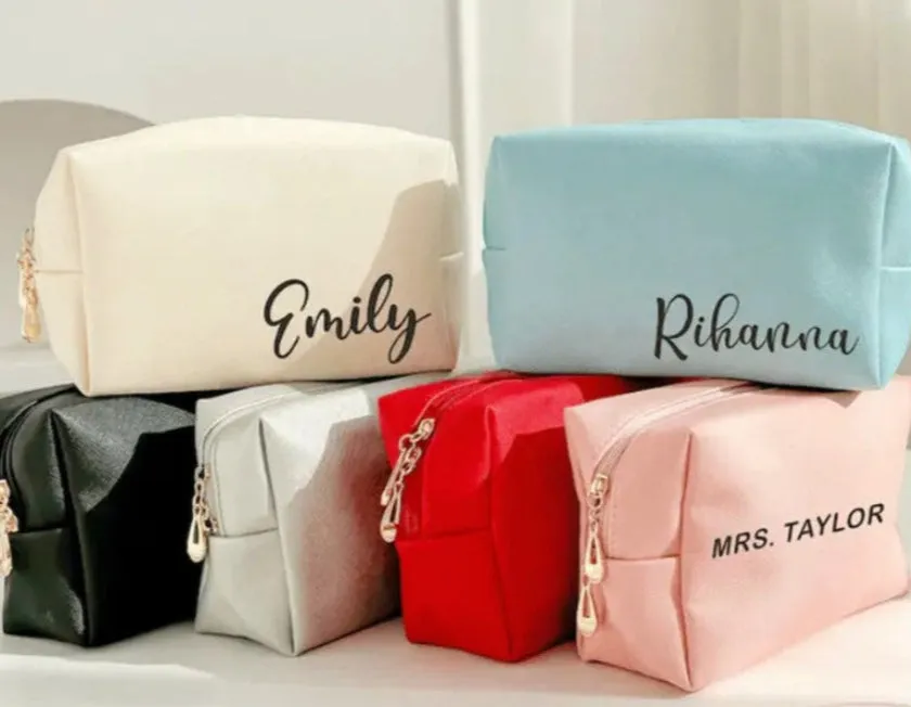 Bridal Party Personalized Gifts l Bridesmaid Makeup Bag l MB-001