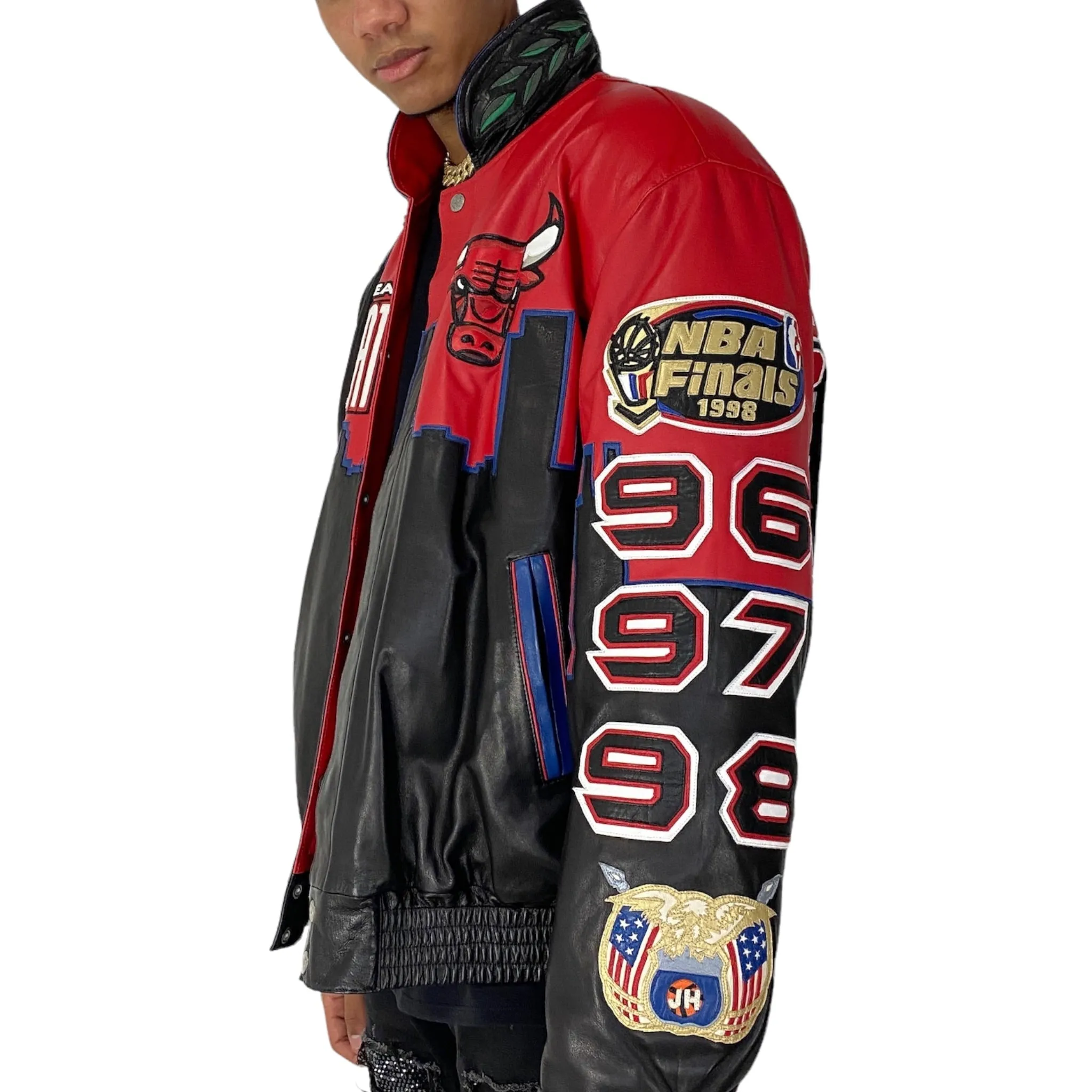 CHICAGO BULLS 3-PEAT CHAMPIONSHIP GENUINE LEATHER JACKET