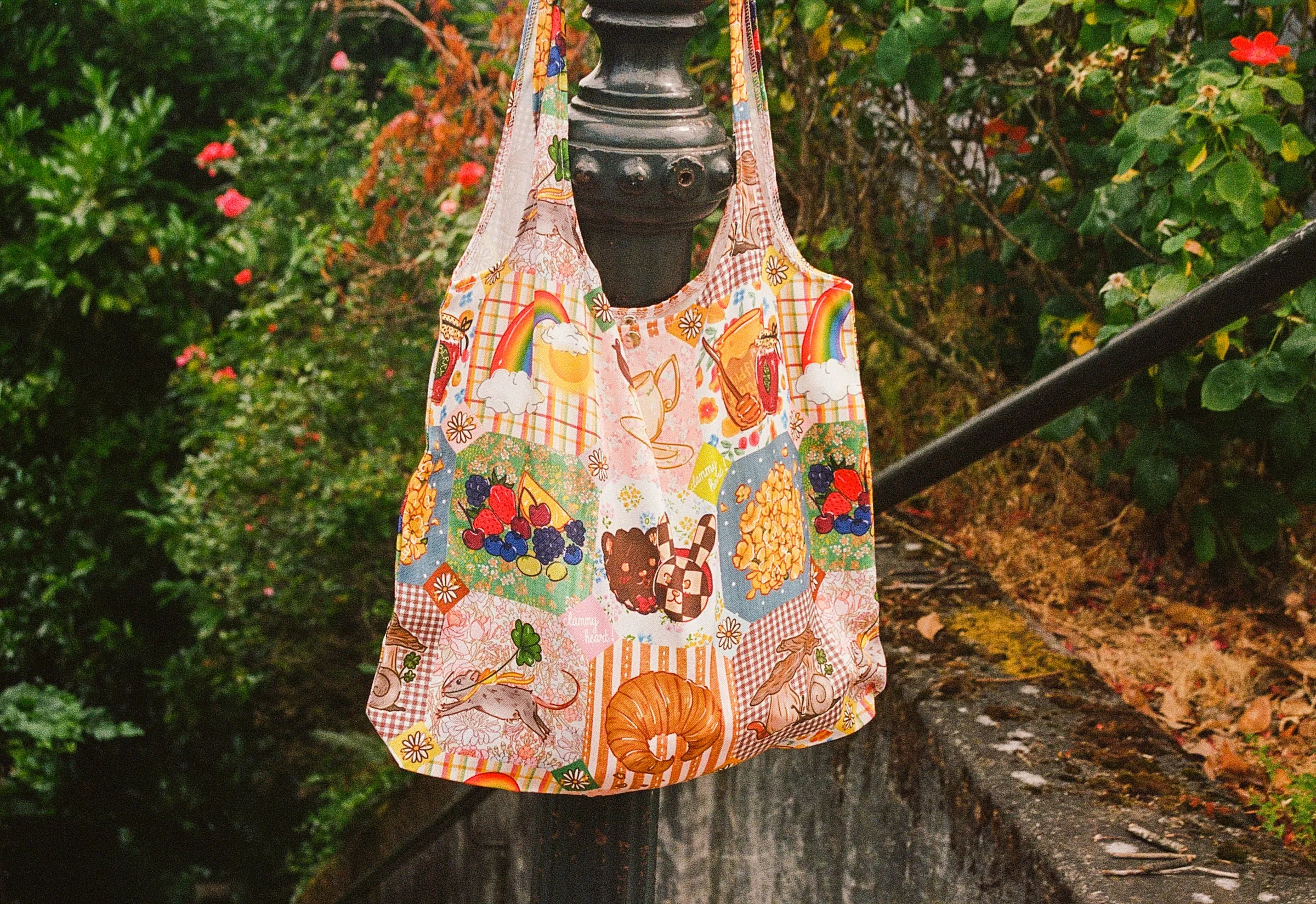 Clammy Heart Reusable Tote Bag!