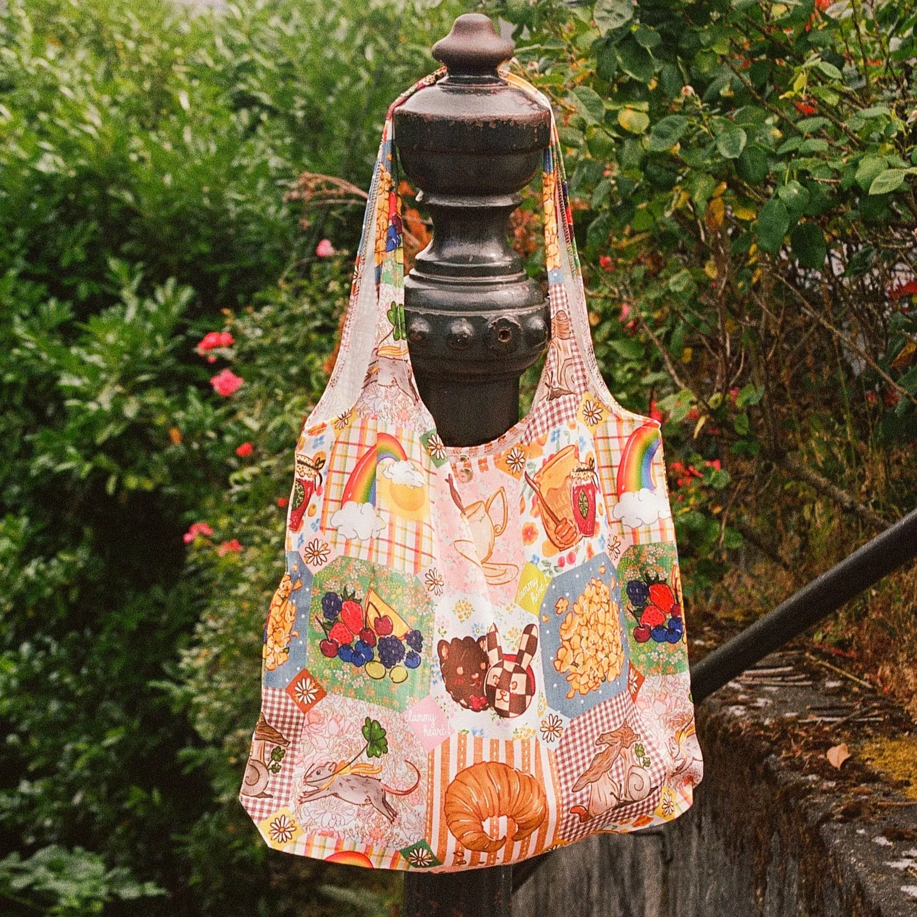 Clammy Heart Reusable Tote Bag!