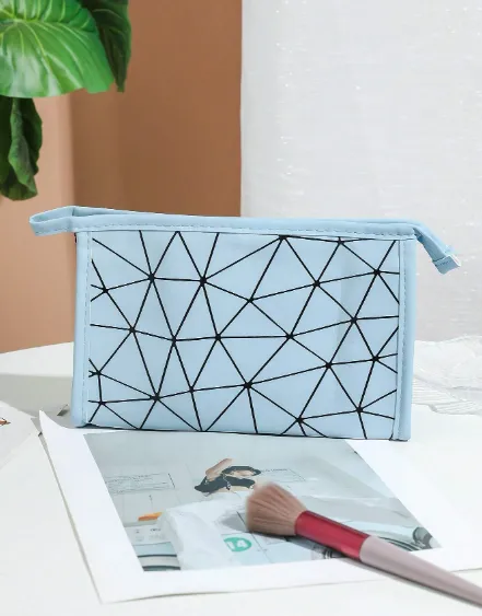 Geometric Diamond Grid PU Frosted Makeup Bag