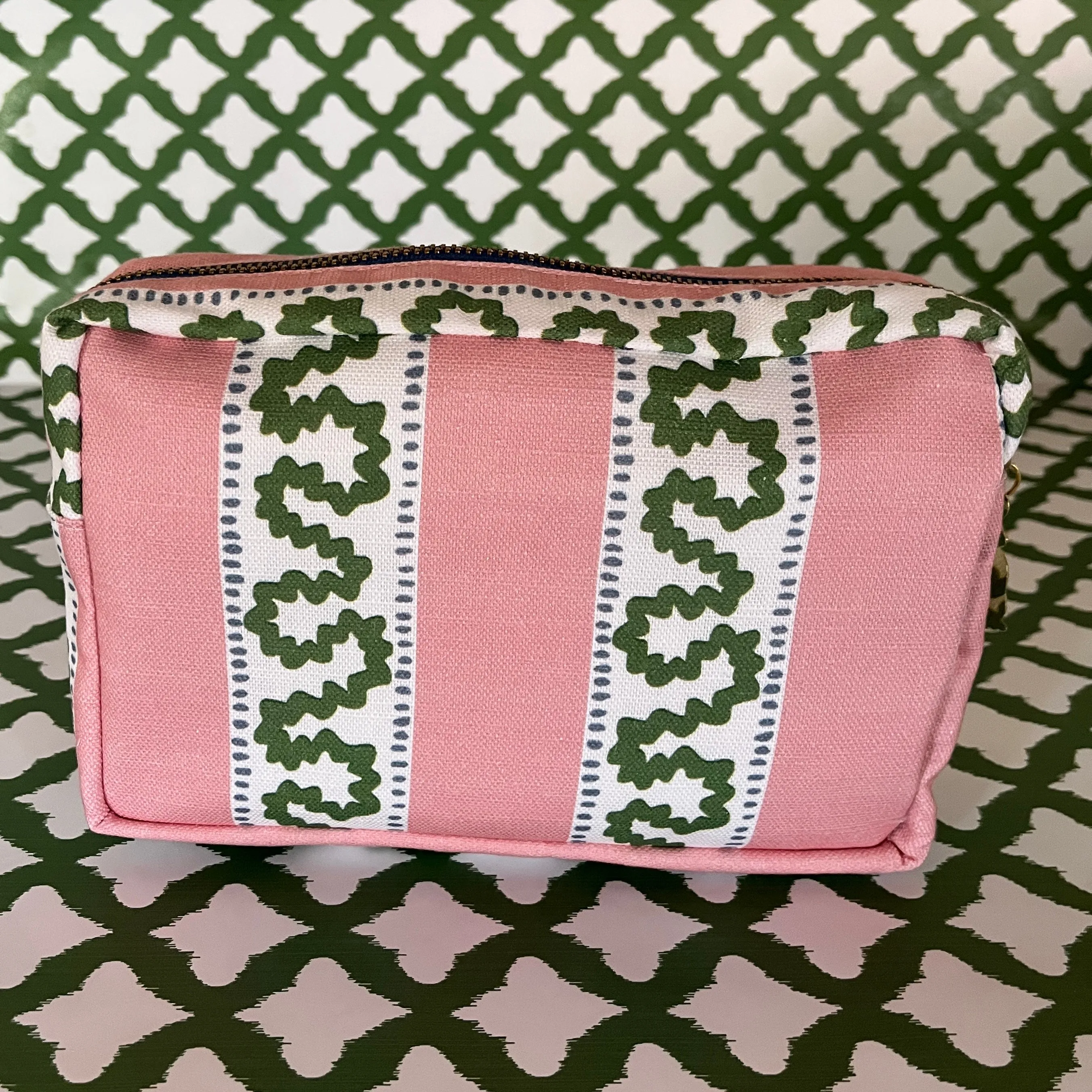 Large Harbor Trail Bahama Pink Toiletries Bag