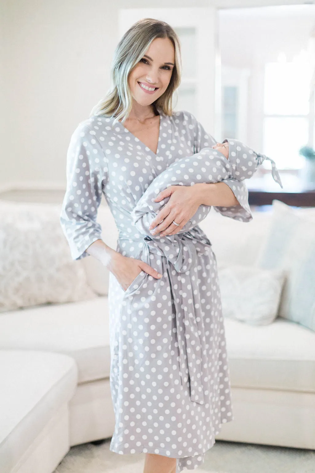 Lisa Pregnancy/Postpartum Robe & Swaddle Blanket Set