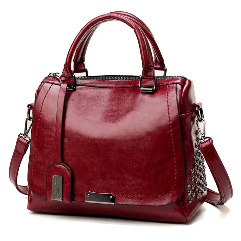 Pu shoulder bag with spacious design