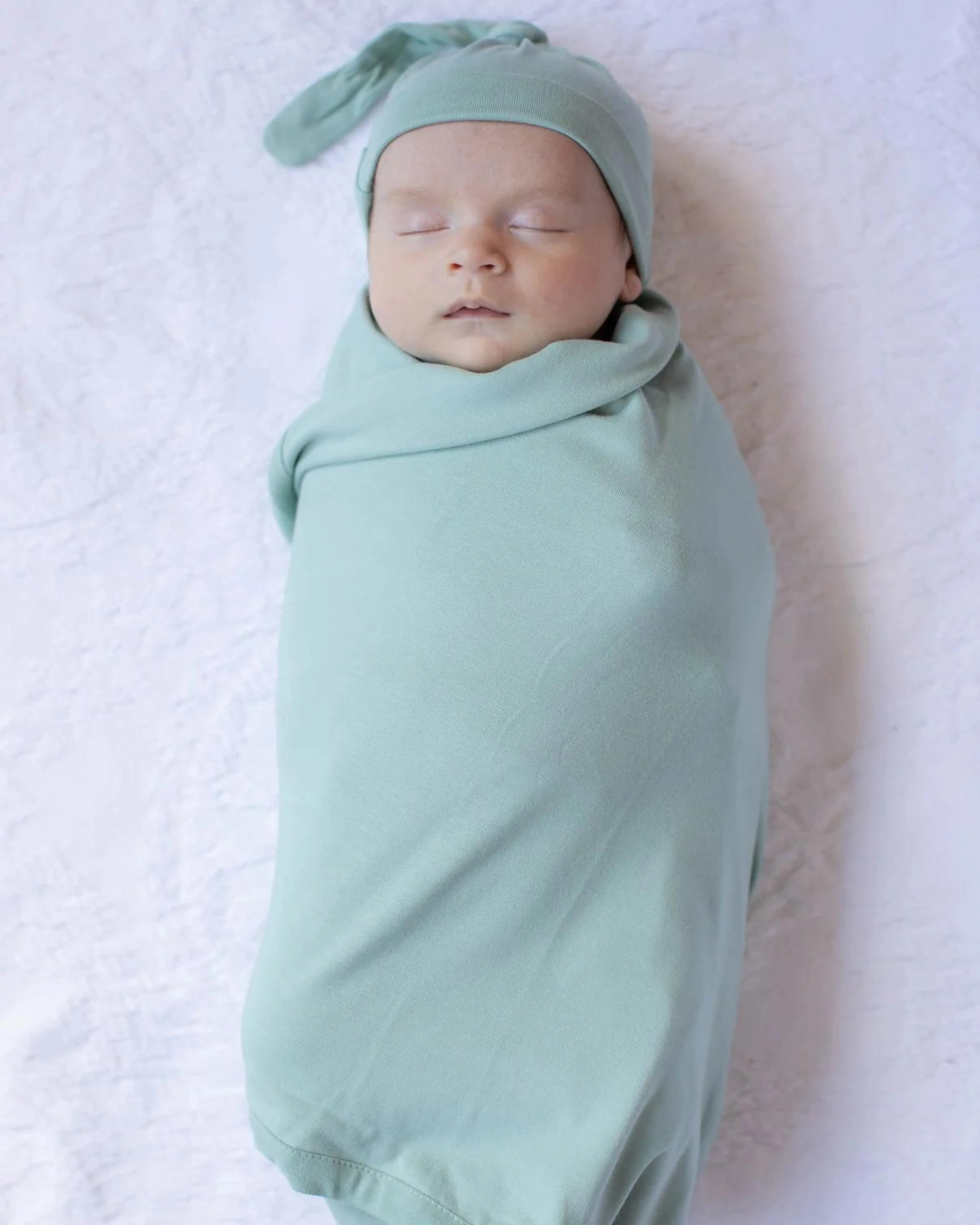 Sage Pregnancy Robe & Swaddle Set & Dad T-Shirt & Dog Bandana