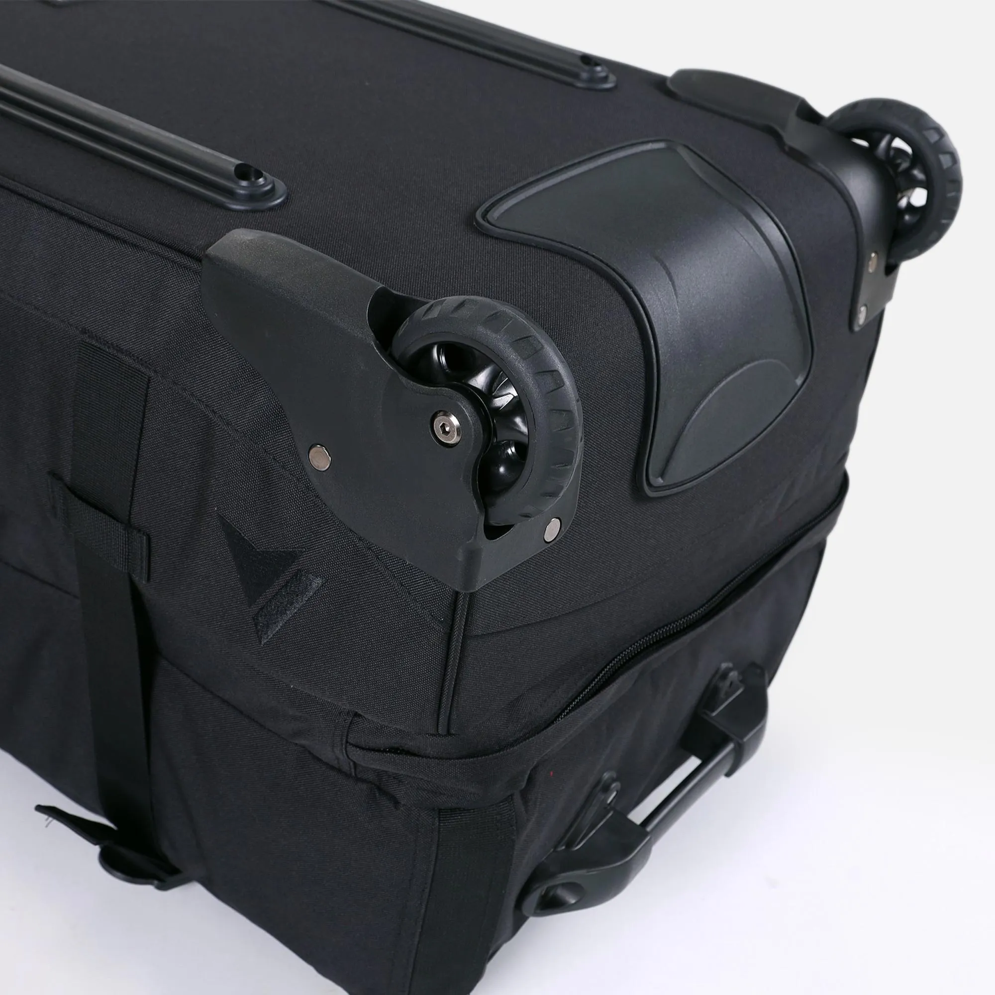 Surfanic Maxim 2.0 100L Roller Bag