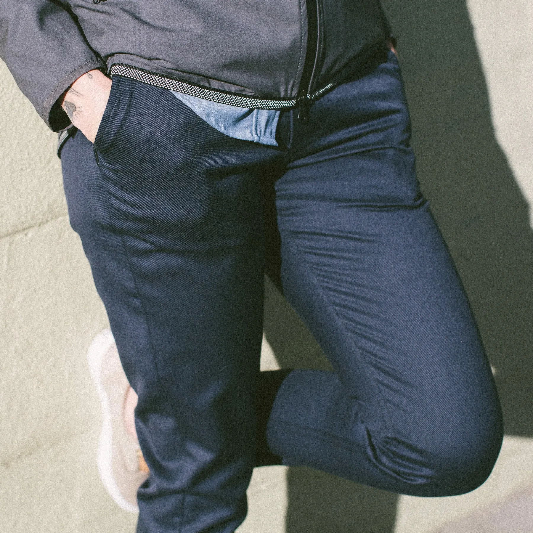 The Civic Chino in Navy Merino 4S