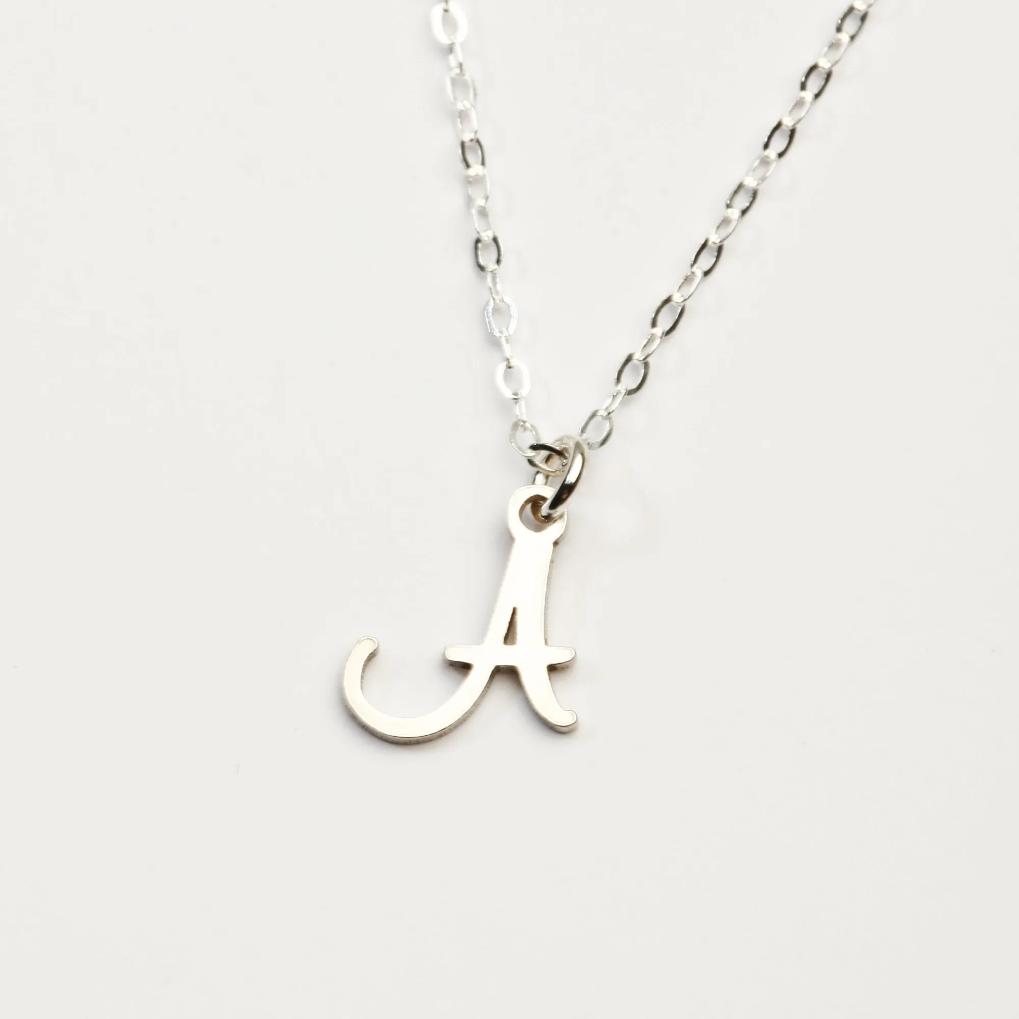 Tiny letter necklace - An initial necklace - CG468N.