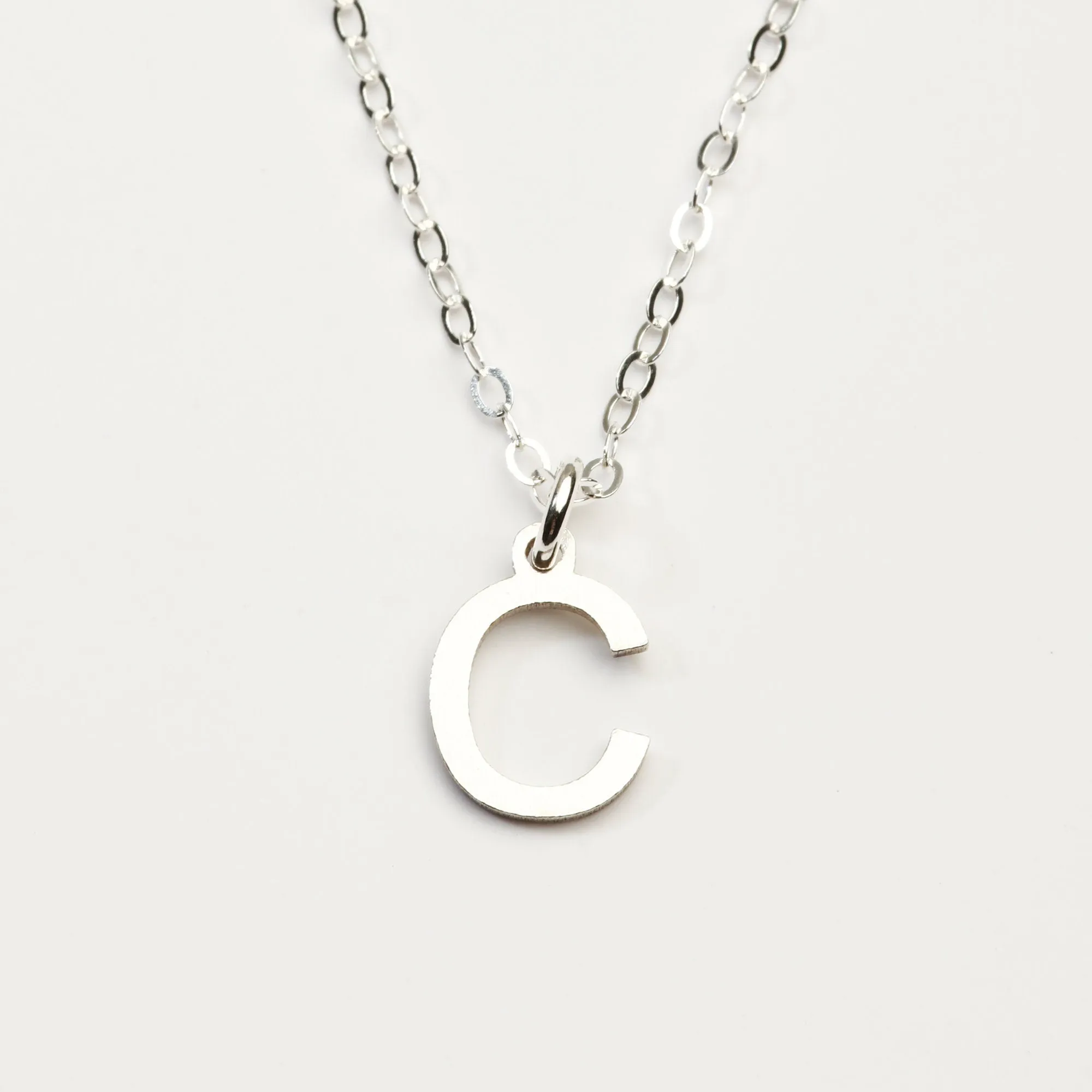 Tiny letter necklace - An initial necklace - CG468N.